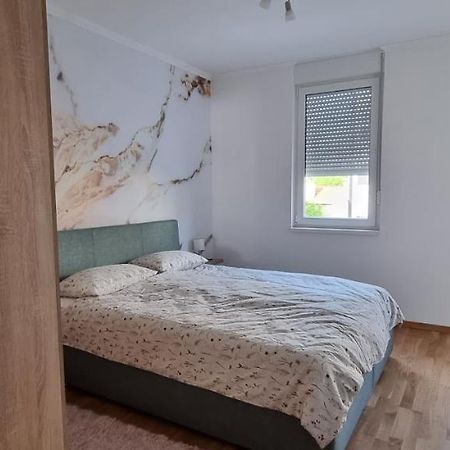 Apartman Visnja Subotica Exterior foto